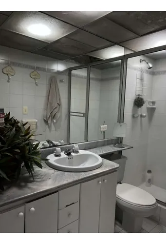 Apartamento En Venta En San Diego. Cod V17476