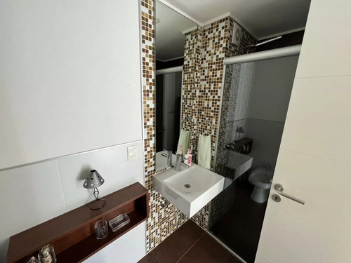 Apartamento En Alquiler Y Venta, Punta Del Este, Uruguay.