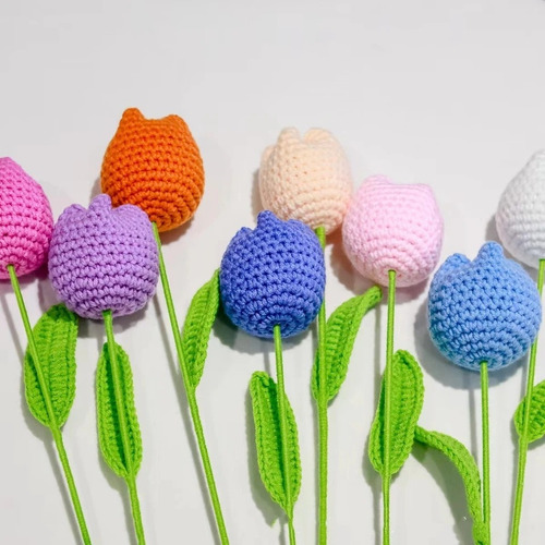 Ramo De Tulipanes Hechos A Crochet