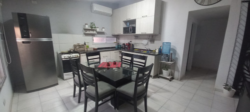 Vendo Casa 2 Dormitorios Con Pileta. San Luis