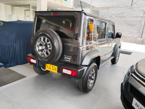 Suzuki Jimny GLX Automatico