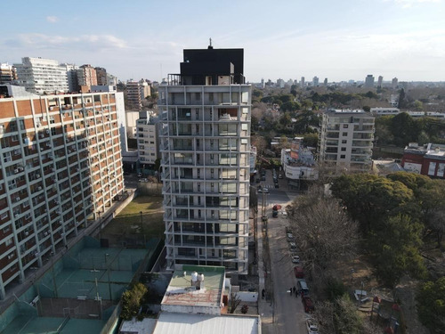 Imagen 3 de 4 de Oficina Comercial A Estrenar - Olivos-vias/rio