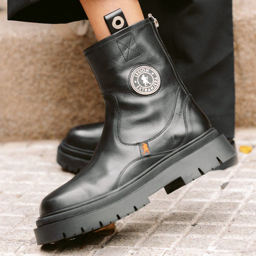 Imagen 1 de 6 de Bota Viena Negro