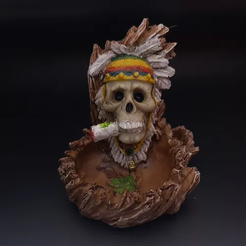 Cenicero Calavera Rasta Indio Pluma Blanca Decoración