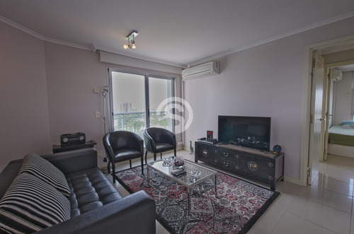 Apartamento A La Venta En Ocean Drive, 2 Dormitorios- Ref: 3338