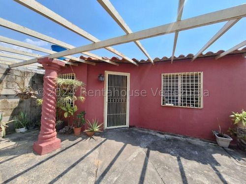 ** Casa En Venta En  Barquisimeto Zona Norte Mehilyn Pérez **