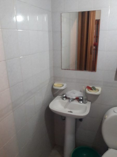 Imagen 5 de 9 de Ph En Venta En Caseros