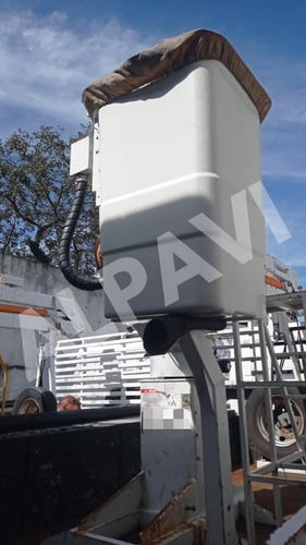 Imagem 8 de 8 de Ford Cargo 816 Carroceria Ano 2015