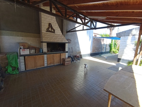 Imagen 10 de 14 de Casa En Barrio Cirsubdos