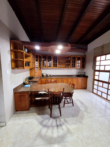 Se Vende Casa A Pie De Calle En Morro I En Lecheria