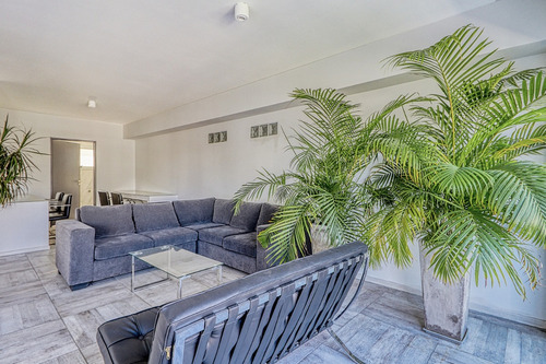Semipiso 3 Ambientes Al Frente Con Gran Balcón, Terraza Y Pileta