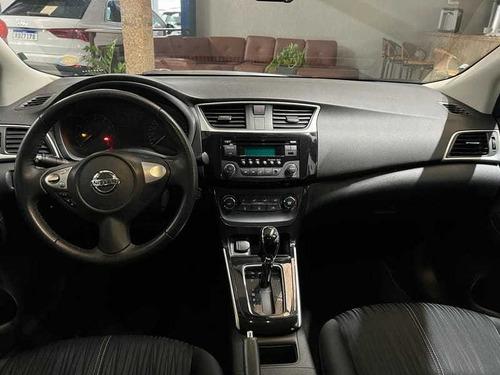Imagem 10 de 11 de Nissan Sentra 2.0 S Cvt 2019