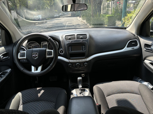 Dodge Journey 2.4 Se 7 Pasajeros At