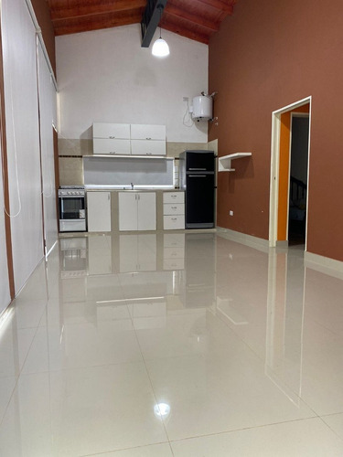 Imagen 9 de 14 de Casa Quinta En Barrio El Rodeo - Gomez - Brandsen