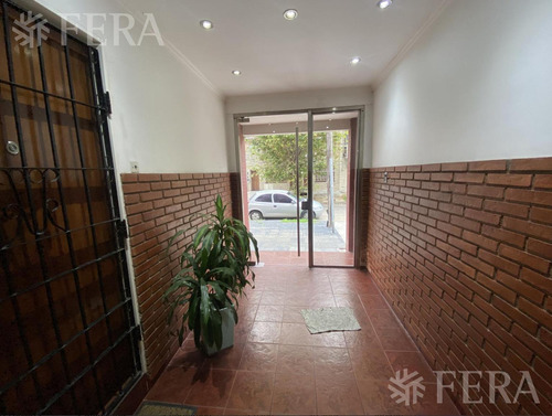 Venta De Departamento De 3 Ambientes Con Balcón En Wilde