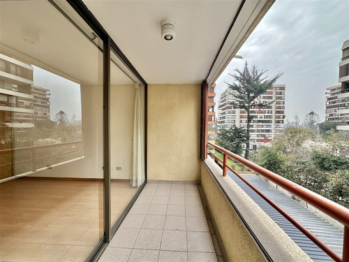 Málaga / Renato Sánchez / Escuela Militar