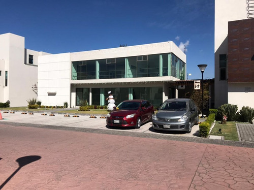 Imagen 2 de 23 de Casa En Venta En Residencial Verona, Metepec