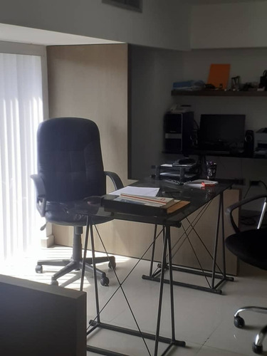 Imagen 4 de 8 de Yp- Vende Oficina En El Hesperia