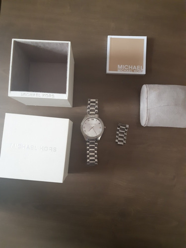Relogio Michael Kors Prata Com Strass Swarovski