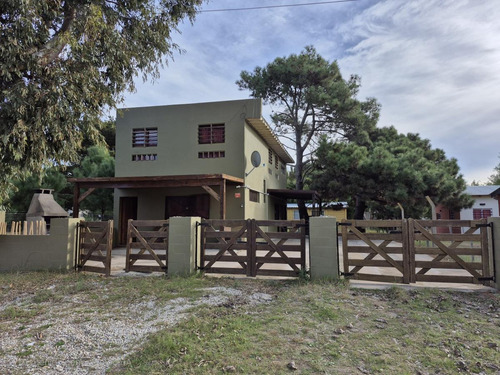 Dos Duplex + Monoambiente + Cabaña En Nueva Atlantis (1153)
