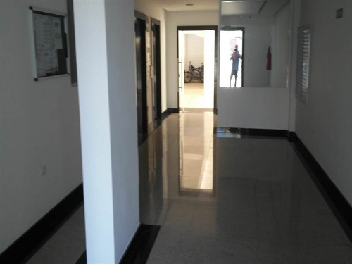 Imagem 11 de 18 de Apartamento 02 Dormitorios Sendo Um Suite - Sil104