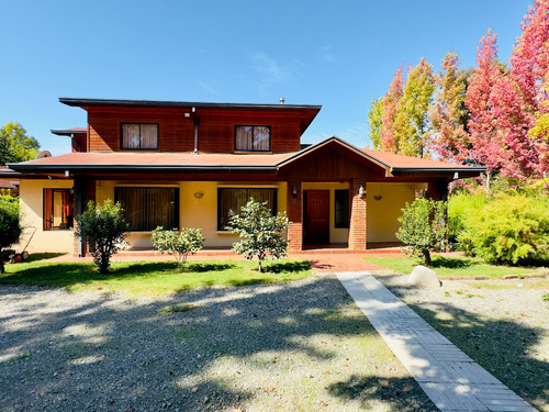 Maravillosa Casa En Parcela De Agrado