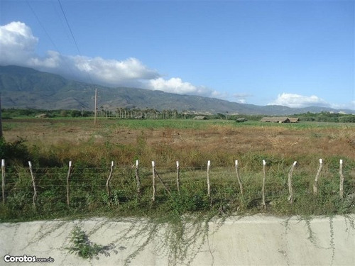 Autopista Joaquin Balaguer Santiago Terreno 422,000 M2