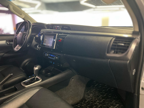 Toyota Hilux 2.8 SRV 4X4 CD 16V DIESEL 4P AUTOMÁTICO