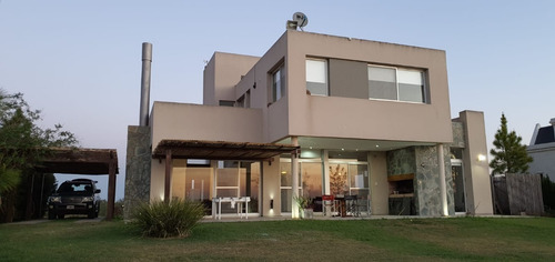 Alquiler Temporal Casa Al Rio Barrio Privado Solar De Victoria.