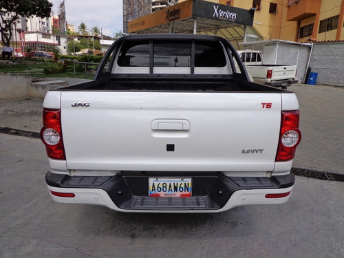Imagen 3 de 9 de Jac T6