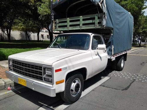 Chevrolet C-30 Estacas Diesel 3.5 Toneladas.carpado