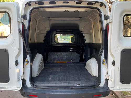 Imagen 11 de 15 de Fiat Fiorino 2018 1.4 Fire Evo Con Gnc