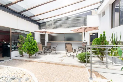Casa En Venta En Santa Paula. Cod V4385