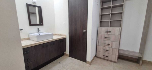 Casa En Renta En Zibatá