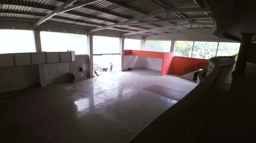 Local En Arriendo En Prados Del Norte. Cod A10819