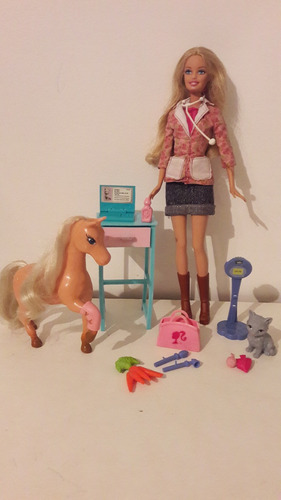Muñeca Barbie Y Mascotas Veterinaria Original