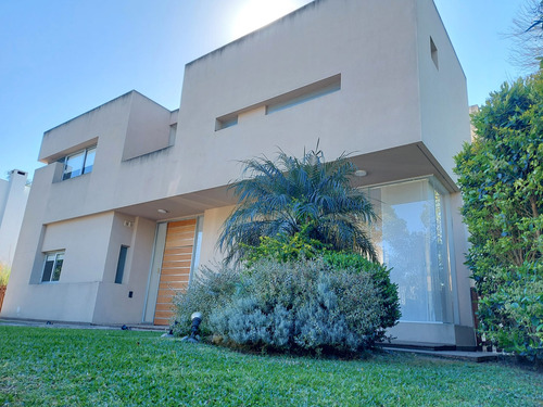 Casa  En Venta Ubicado En El Aromo, Escobar, G.b.a. Zona Norte