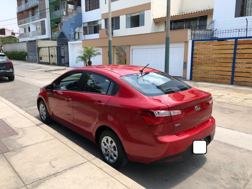 Imagen 5 de 13 de Kia Rio