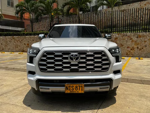 Toyota Sequoia 3.4 V6 Capstone