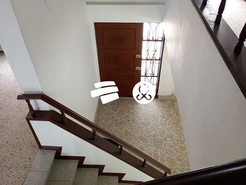 Casa En Venta En Conquistadores- Laureles