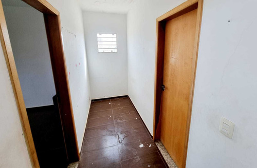 Imagem 20 de 29 de Casa Residencial 4 Dormitórios Sendo 2 Suítes, Área De Lazer Com Churrasqueira, 220 Metros De Área Útil, Excelente Localização No Bairro San Remo - Pr - Ca1413_gprdo
