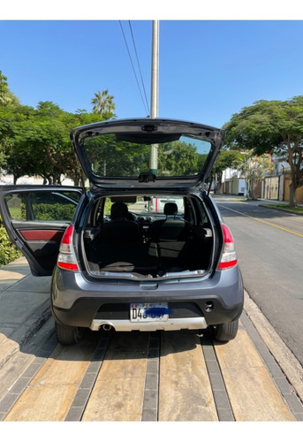 Camioneta Renault Stepway Año 2012/13 Vende Dama Unico Dueño