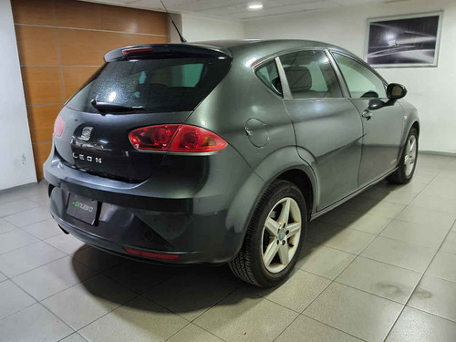 Imagen 4 de 10 de Seat Leon 2012 5p Style L4/1.4/t Tsi Man