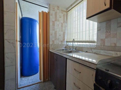Imagen 26 de 30 de Apartamento En Venta En La Mora Cabudare Lara ++23-18961 */m.e.c - R-a-h N° +0-4-2-4- 5.5.6. 5.7. 5.9 *--**