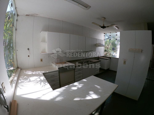Salas Comerciais - Ref: L421
