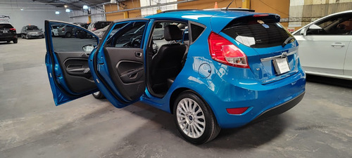 Ford Fista Titanium 1.6 Mt