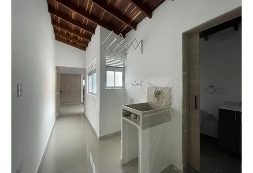 Apartamento En Arriendo En Calasanz Parte Baja Medellín