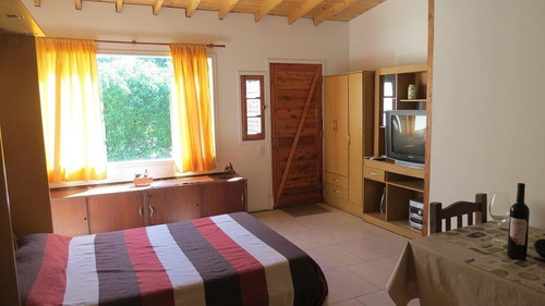 Imagen 3 de 15 de Alquiler Monoambiente Marzo (precio Por Día $8000)