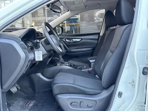 Nissan X-Trail 2.5