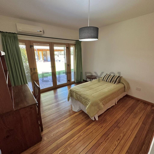 Venta Chacra 7 Ambientes En Gral. Rodriguez